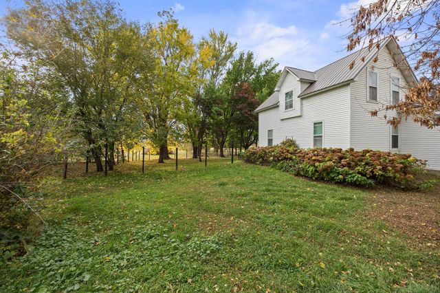 15554 130th Street, Hutchinson, MN 55350