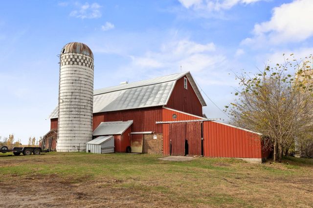 15554 130th Street, Hutchinson, MN 55350