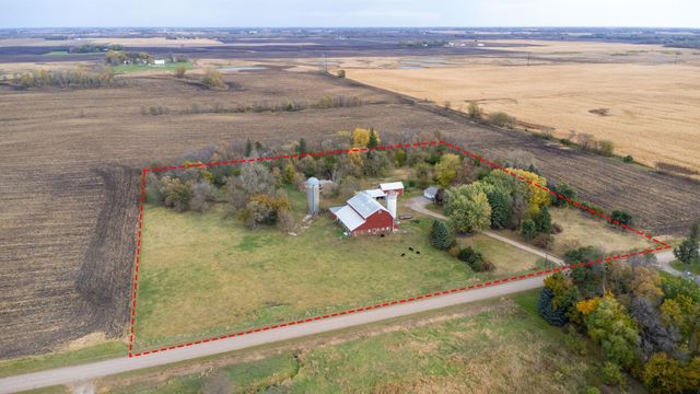 15554 130th Street, Hutchinson, MN 55350