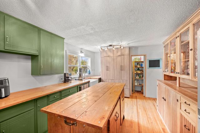 15554 130th Street, Hutchinson, MN 55350