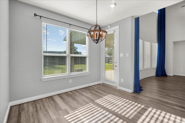 13814 Russell Court Court, Mont Belvieu, TX 77523