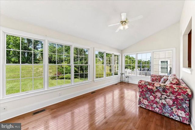 609 WINSTON LN, West Chester, PA 19382