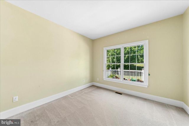 609 WINSTON LN, West Chester, PA 19382