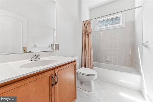 609 WINSTON LN, West Chester, PA 19382