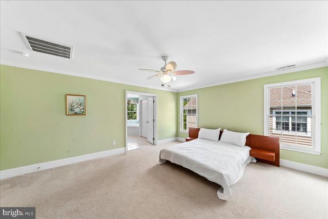 609 WINSTON LN, West Chester, PA 19382