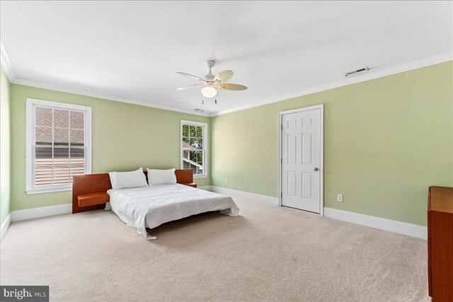 609 WINSTON LN, West Chester, PA 19382