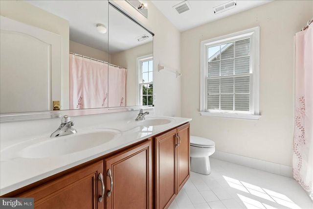 609 WINSTON LN, West Chester, PA 19382