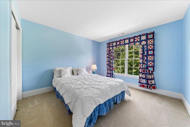 609 WINSTON LN, West Chester, PA 19382