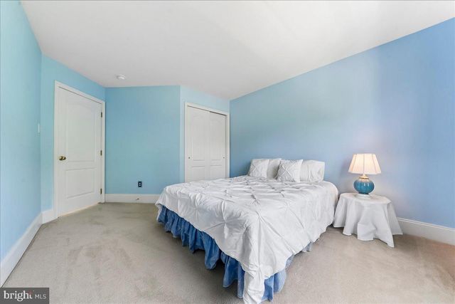 609 WINSTON LN, West Chester, PA 19382