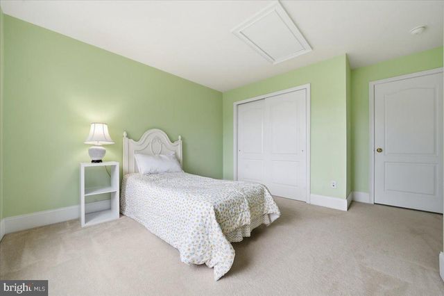 609 WINSTON LN, West Chester, PA 19382