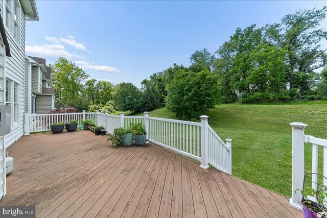 609 WINSTON LN, West Chester, PA 19382