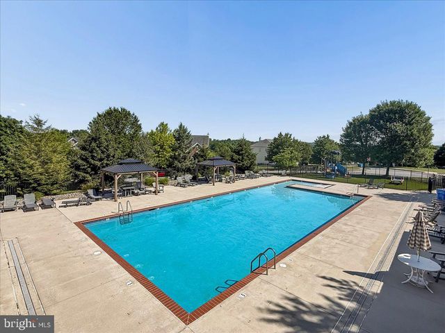 609 WINSTON LN, West Chester, PA 19382