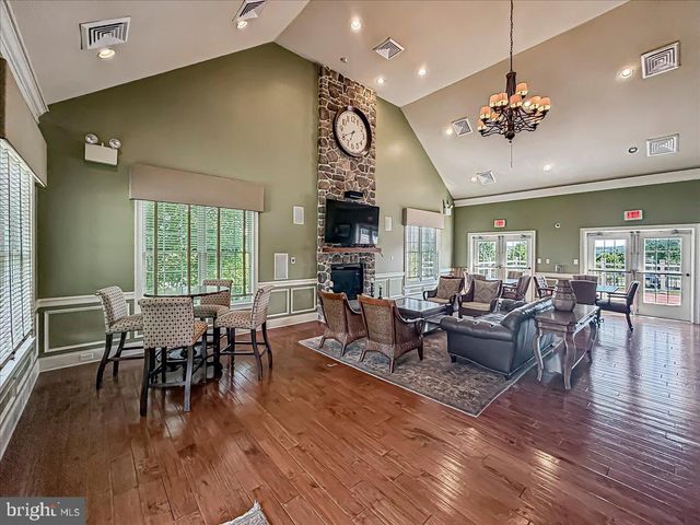 609 WINSTON LN, West Chester, PA 19382