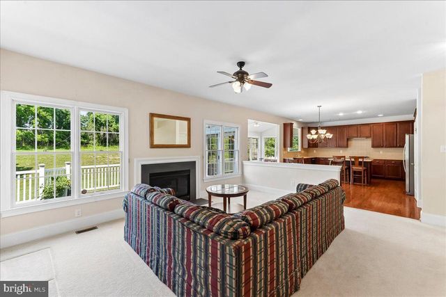 609 WINSTON LN, West Chester, PA 19382