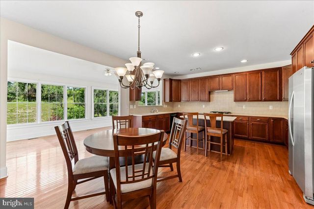 609 WINSTON LN, West Chester, PA 19382