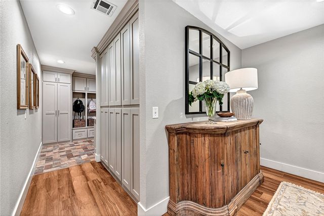 200 Kayla Drive, Rogers, AR 72756