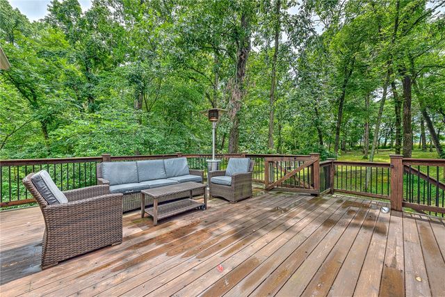 200 Kayla Drive, Rogers, AR 72756