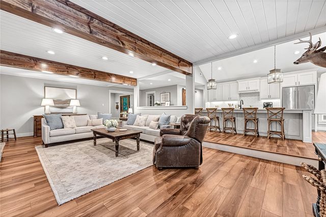200 Kayla Drive, Rogers, AR 72756