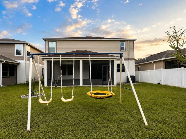 9126 FREEDOM HILL DR, Seffner, FL 33584