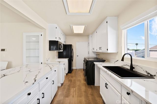 2046 W 112th, Los Angeles, CA 90047