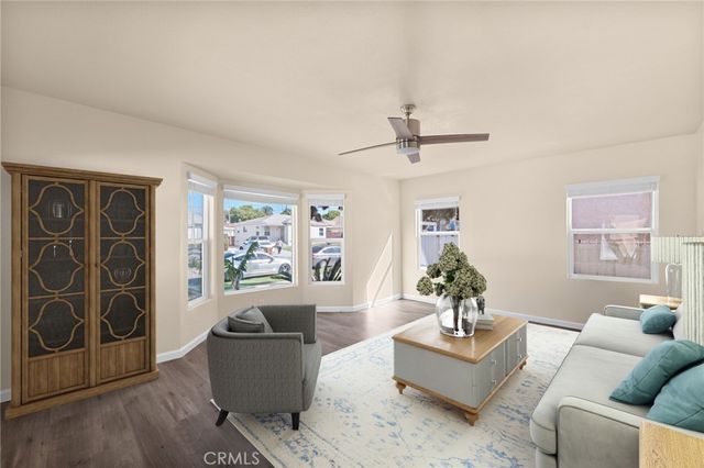 2046 W 112th, Los Angeles, CA 90047