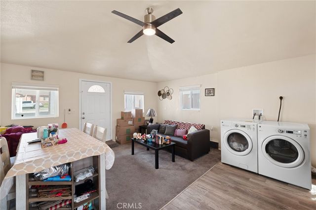 2046 W 112th, Los Angeles, CA 90047