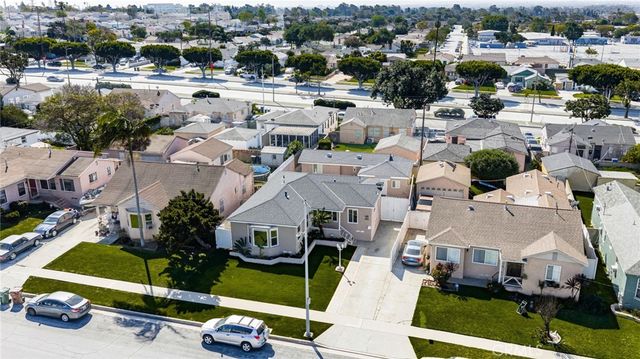 2046 W 112th, Los Angeles, CA 90047