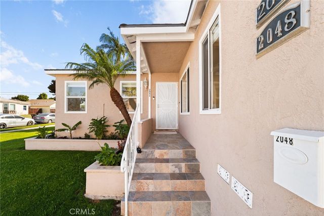 2046 W 112th, Los Angeles, CA 90047