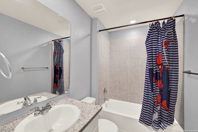 4347 Lake Ritter, St Hedwig, TX 78152