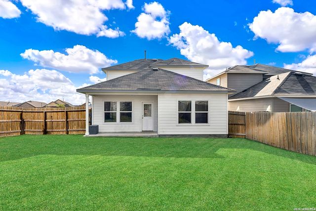 4347 Lake Ritter, St Hedwig, TX 78152