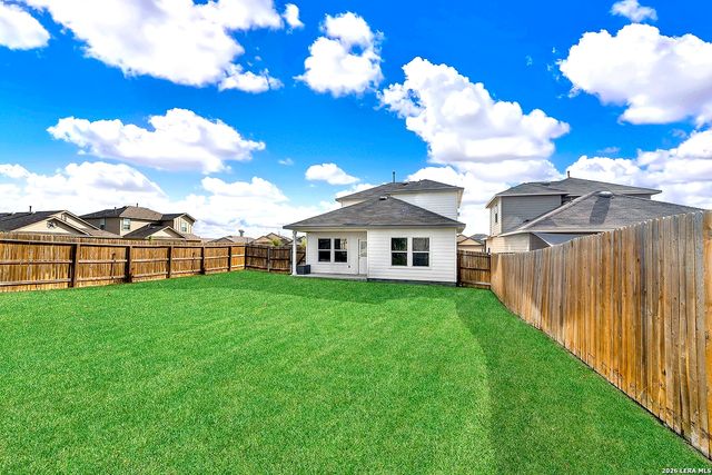 4347 Lake Ritter, St Hedwig, TX 78152