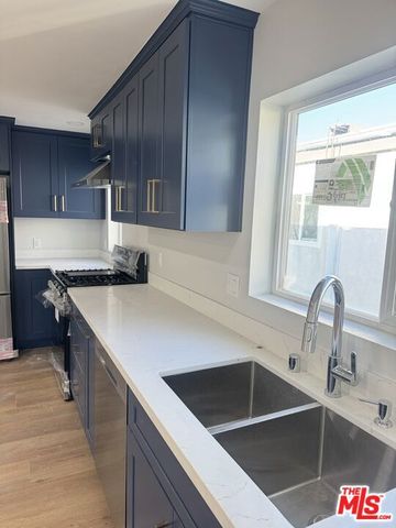 1530 Harvard Street, Santa Monica, CA 90404