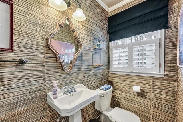 1643 Chateau Drive, Atlanta, GA 30338