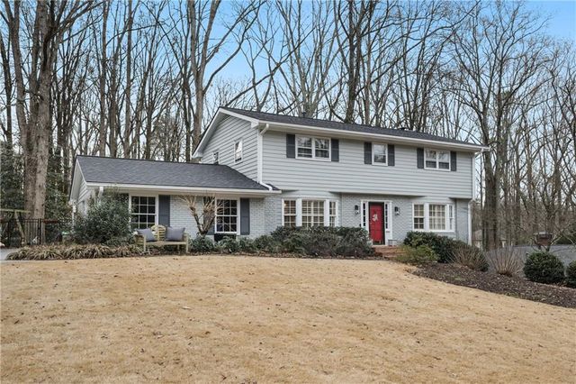 1643 Chateau Drive, Atlanta, GA 30338