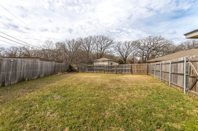 9 Foster Court, Mansfield, TX 76063