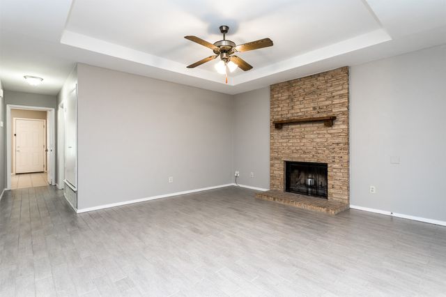 9 Foster Court, Mansfield, TX 76063