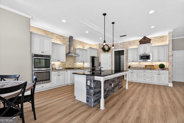 100 Southmill Lane, Senoia, GA 30276