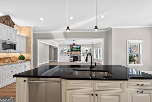 100 Southmill Lane, Senoia, GA 30276