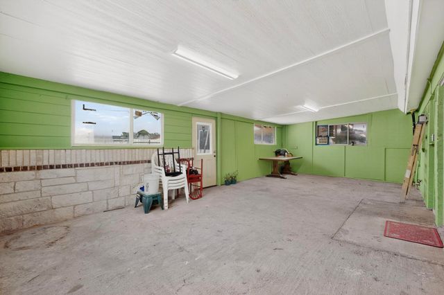 9805 Grady Lane, Dallas, TX 75217