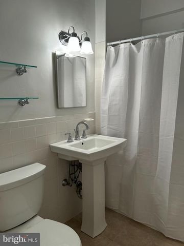 4000 CATHEDRAL AVE NW #406B, Washington, DC 20016