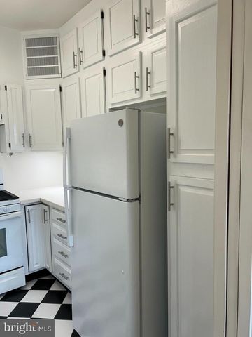 4000 CATHEDRAL AVE NW #406B, Washington, DC 20016