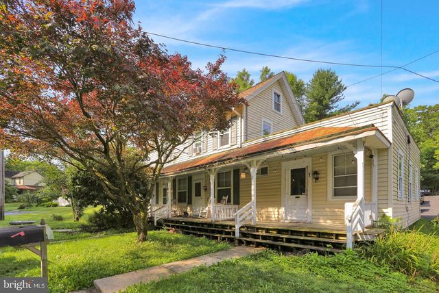 2040 CREEK RD, Glenmoore, PA 19343