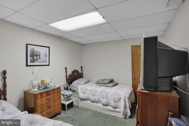 2040 CREEK RD, Glenmoore, PA 19343