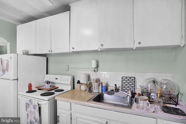 2040 CREEK RD, Glenmoore, PA 19343