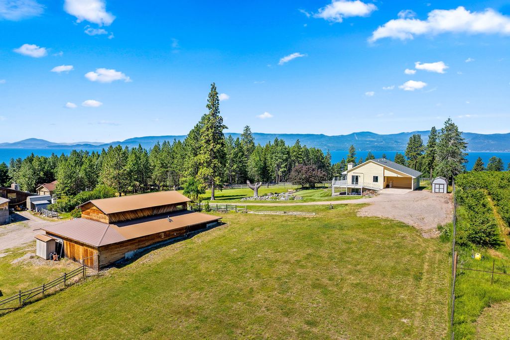 33676 Hilltop Terrace, Bigfork, MT 59911 photo 10