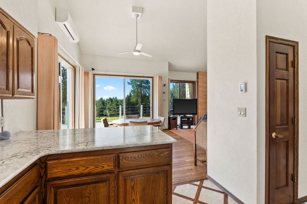 33676 Hilltop Terrace, Bigfork, MT 59911 photo 21