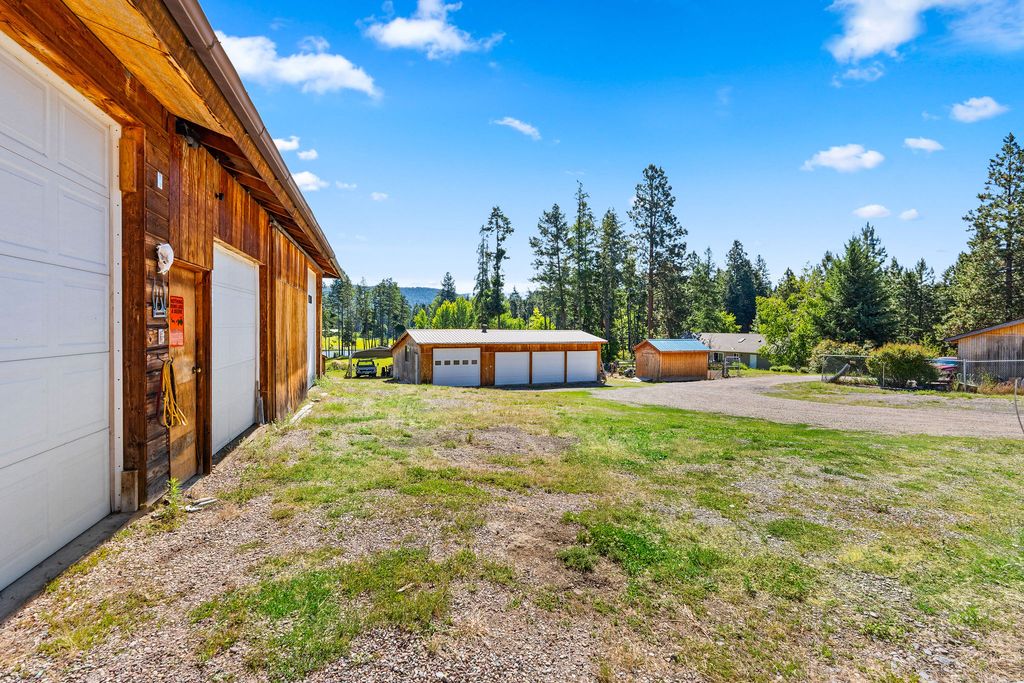 33676 Hilltop Terrace, Bigfork, MT 59911 photo 52