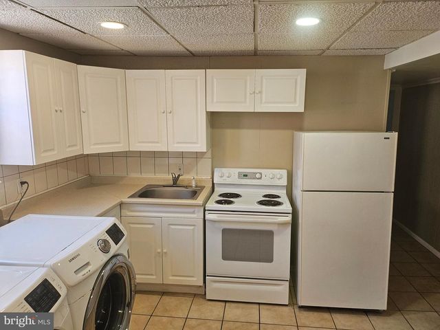 116 HADDON AVE, Collingswood, NJ 08108