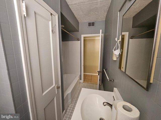 116 HADDON AVE, Collingswood, NJ 08108