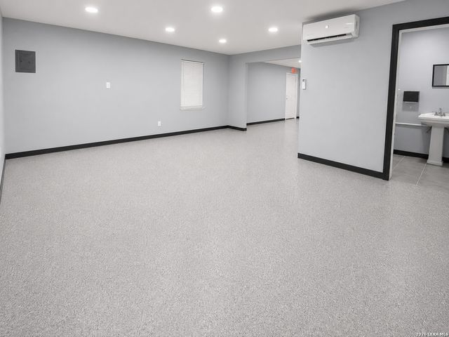 2126 Guadalupe, San Antonio, TX 78207
